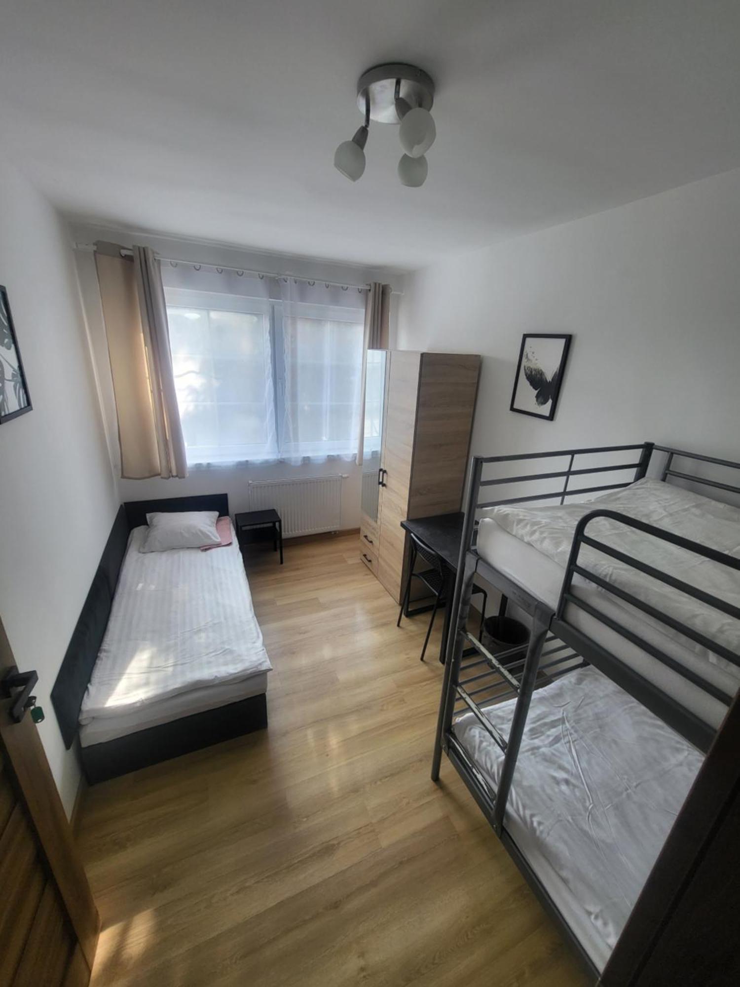 Rooms4Rest Popularna - Private Rooms For Tourists - Atr Consulting Sp, Z O,O, Βαρσοβία Εξωτερικό φωτογραφία