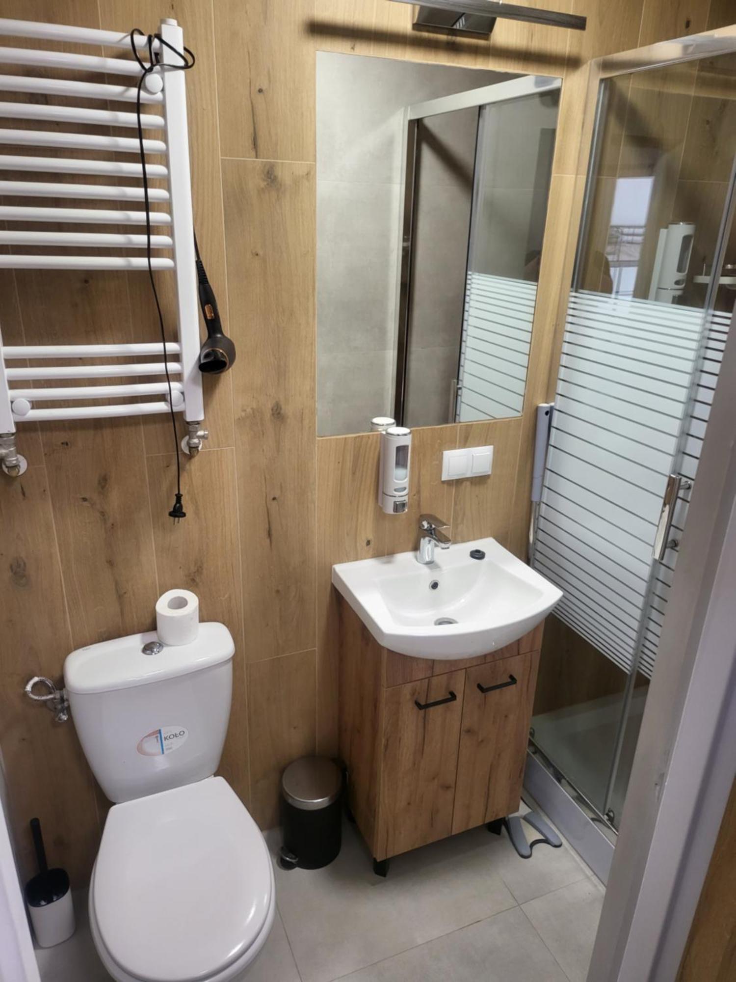 Rooms4Rest Popularna - Private Rooms For Tourists - Atr Consulting Sp, Z O,O, Βαρσοβία Εξωτερικό φωτογραφία