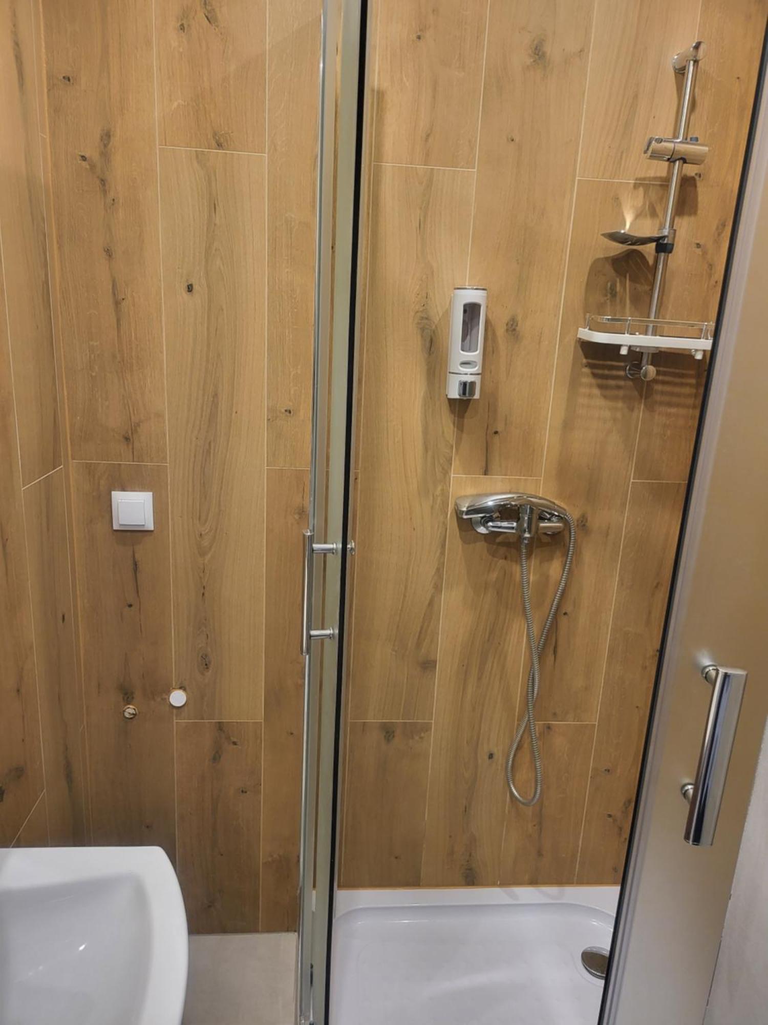 Rooms4Rest Popularna - Private Rooms For Tourists - Atr Consulting Sp, Z O,O, Βαρσοβία Εξωτερικό φωτογραφία