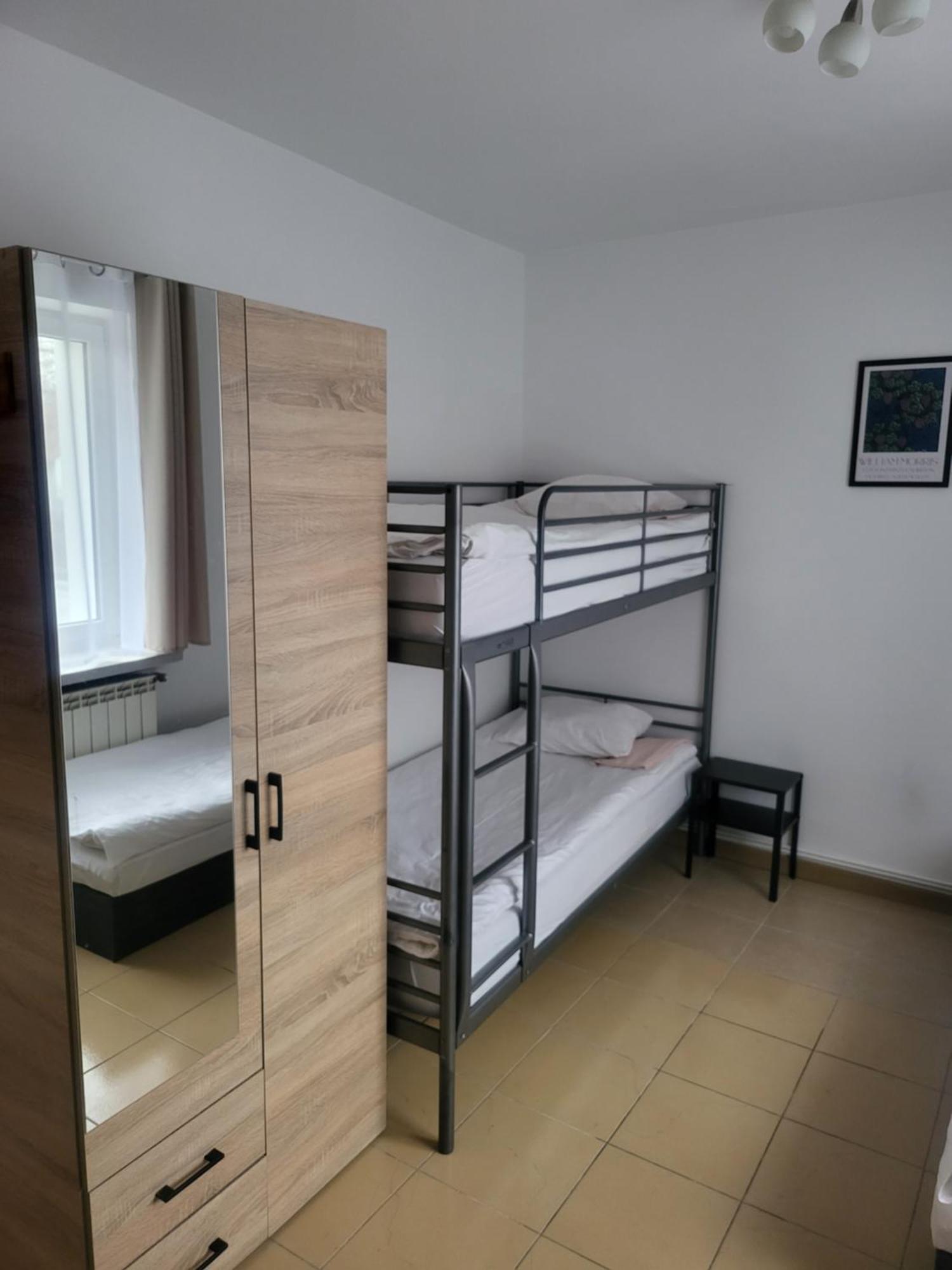 Rooms4Rest Popularna - Private Rooms For Tourists - Atr Consulting Sp, Z O,O, Βαρσοβία Εξωτερικό φωτογραφία