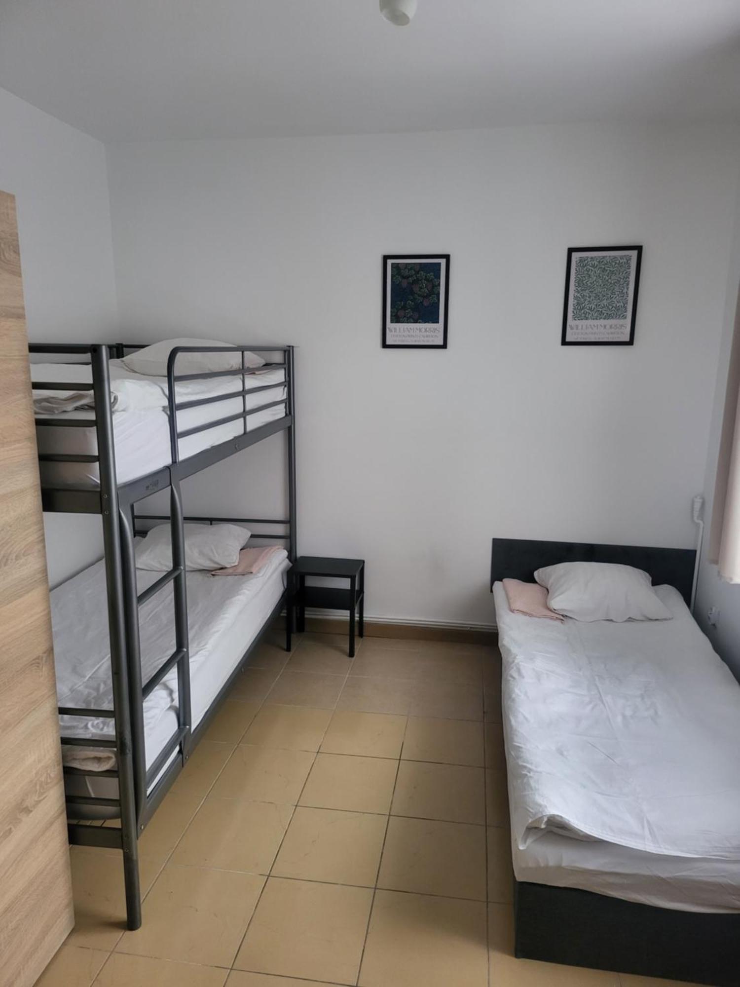 Rooms4Rest Popularna - Private Rooms For Tourists - Atr Consulting Sp, Z O,O, Βαρσοβία Εξωτερικό φωτογραφία